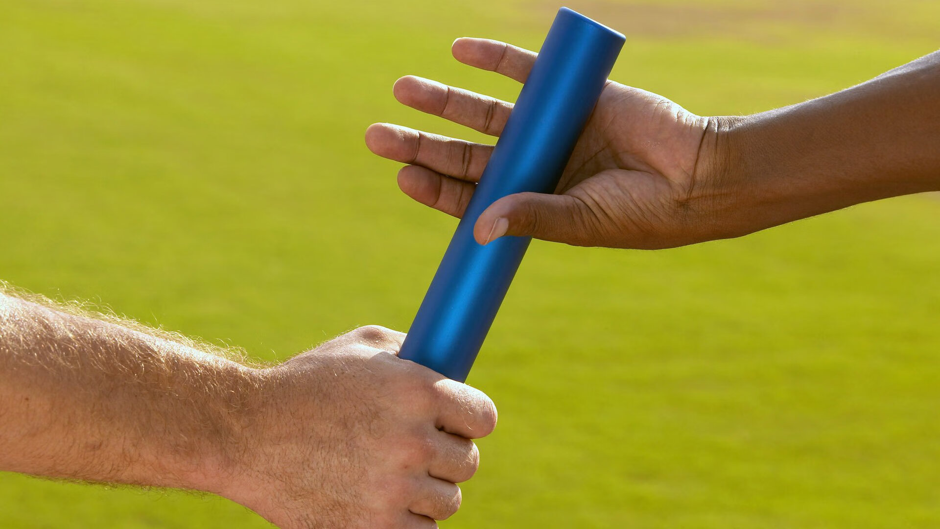 外教文化融入难影响团队凝聚力，外教团队对训练的要求很高